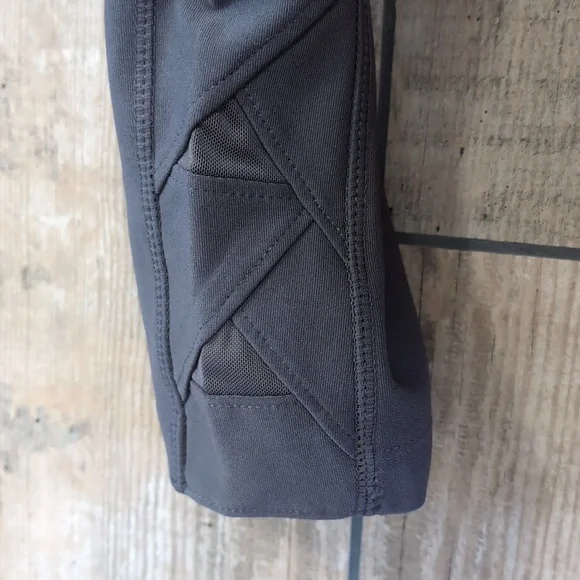 Set of 4 Mondetta Leggings with Pockets and Crisscrossed Detailing - Picture 6 of 10